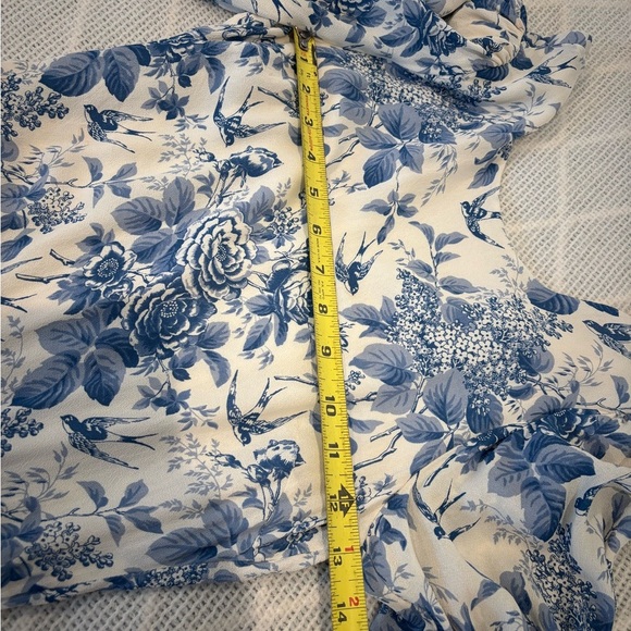 Reformation Women’s Carolena Midi Dress in Blue & White. Size 6. - Picture 5 of 9